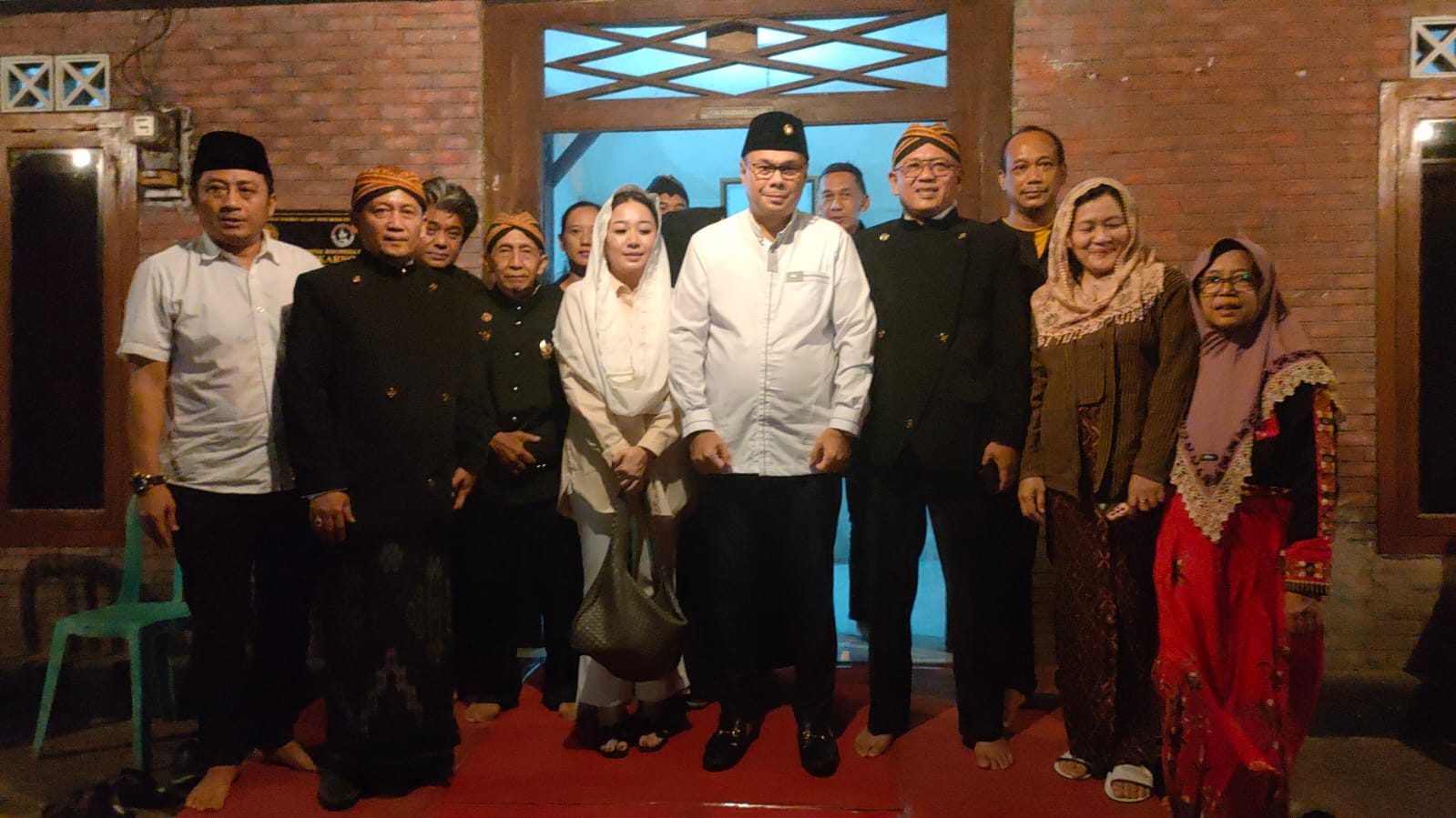 Cucu Presiden RI Soekarno Gelar Haul Ayah Angkat Bung Karno di Situs Ndalem Pojok