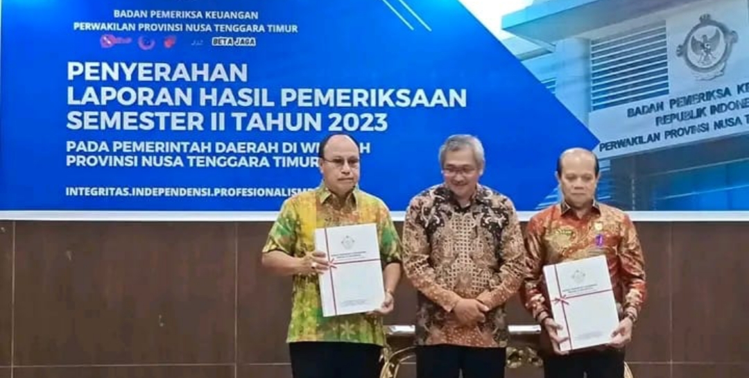 Pemkab Sumba Barat Terima Laporan Hasil Pemeriksaan Semester II Tahun 2023