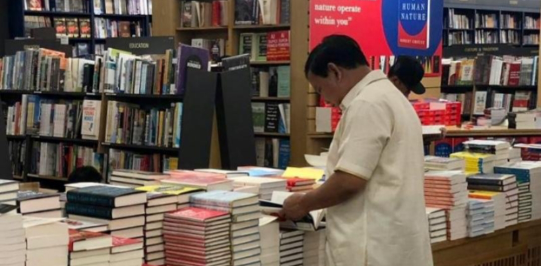Pengakuan Prabowo Usai Baca Buku Filsafat
