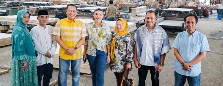 Kunjungi Pabrik Pengolahan Kayu Banjarnegara-Wonosobo, Ketua MPR RI Bamsoet Dorong Pengembangan Industri Pengolahan Kayu Ke Mancanegara
