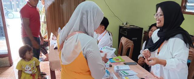 Kisah Seru July Jadi 'Abdi Negara' Sehari