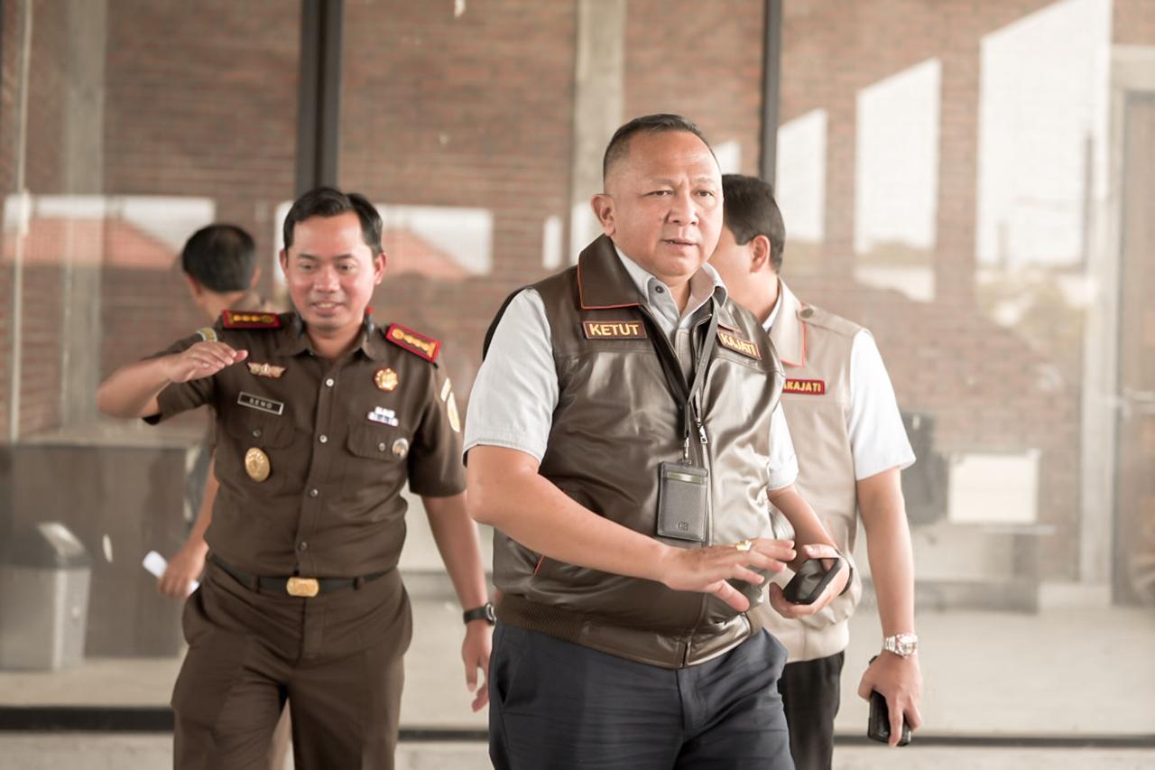 Kunjungan Mendadak Ketut Semedana ke Beberapa Kejaksaan Negeri di Bali