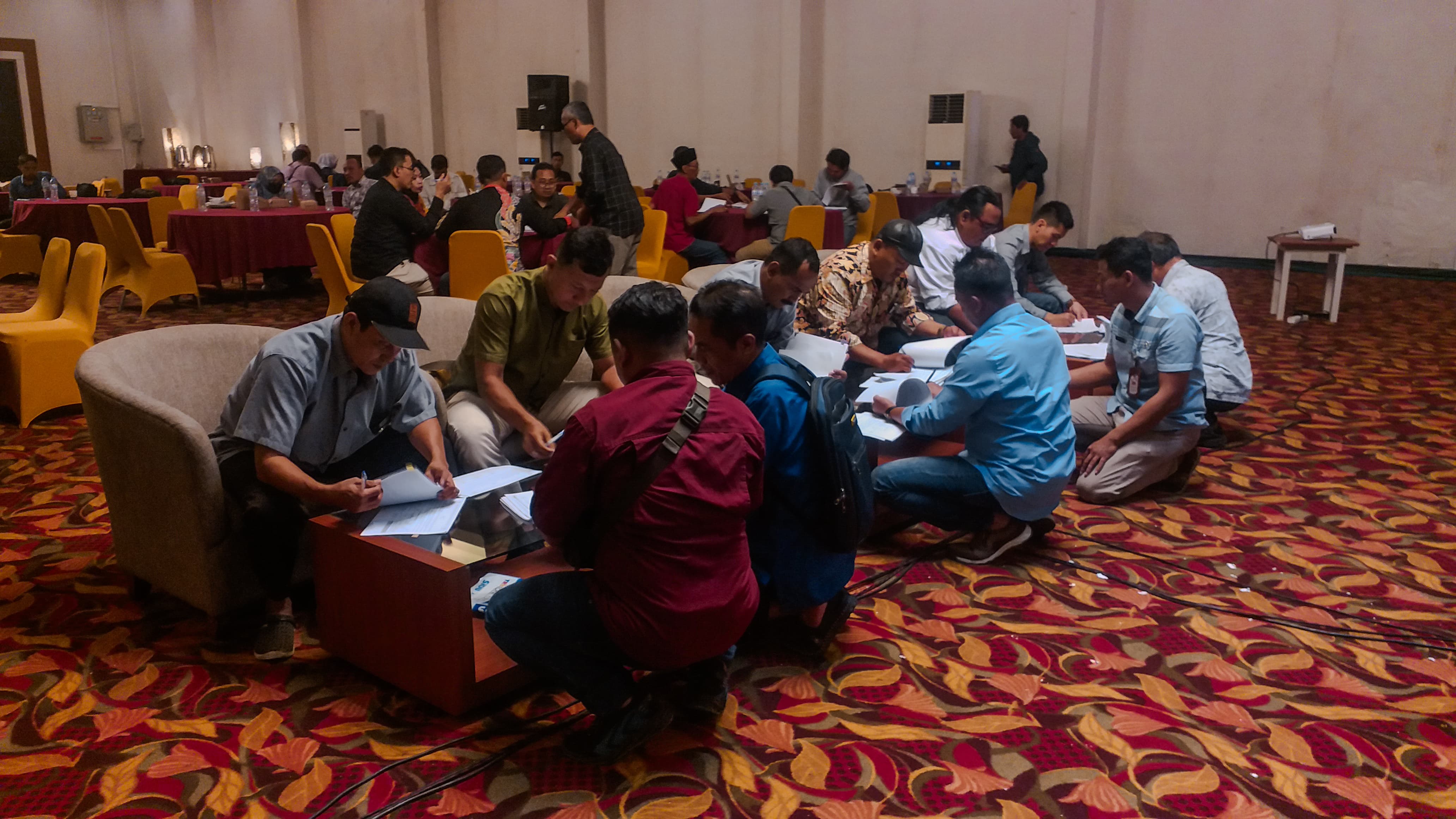Rapat Pleno Rekapitulasi Pemilu Kabupaten Tulungagung Berlangsung Lancar