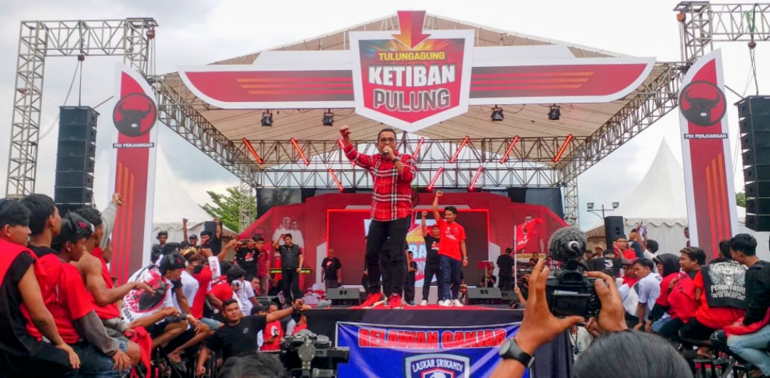 Kampanye PDI Perjuangan di GOR Lembupeteng Tulungagung Berlangsung Lancar