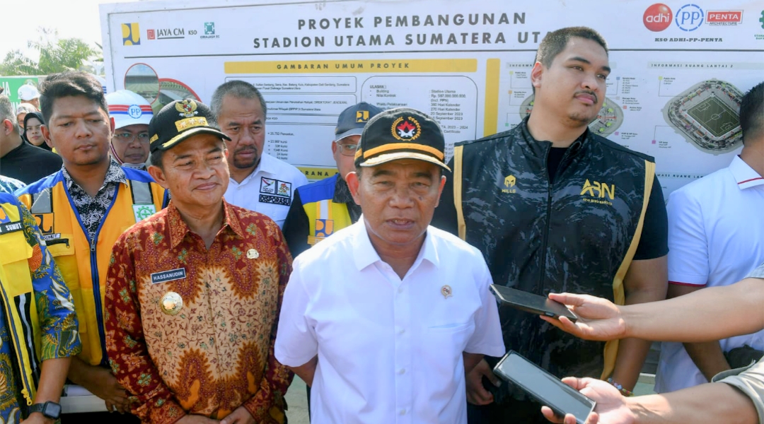 Tinjau Sport Centre Bersama Menko PMK dan Menpora, Pj Gubernur Sumut Optimis Stadion Sepakbola Rampung Juli