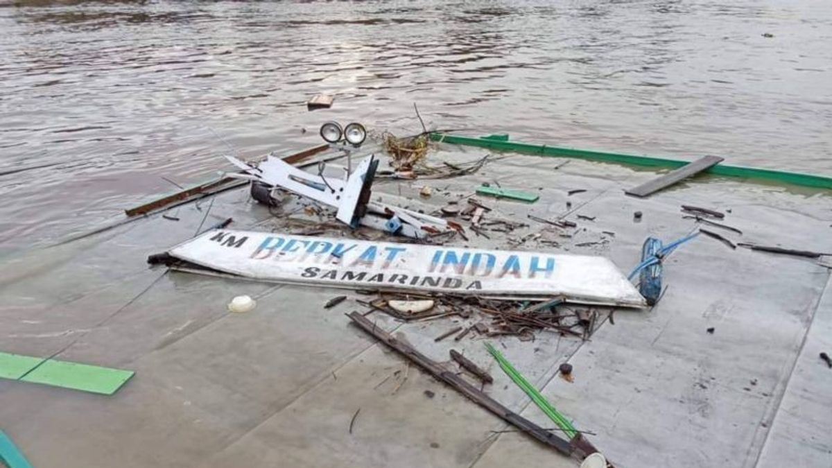 Kecelakaan Kapal di Sungai Mahakam, Tim SAR Lakukan Pencarian Korban