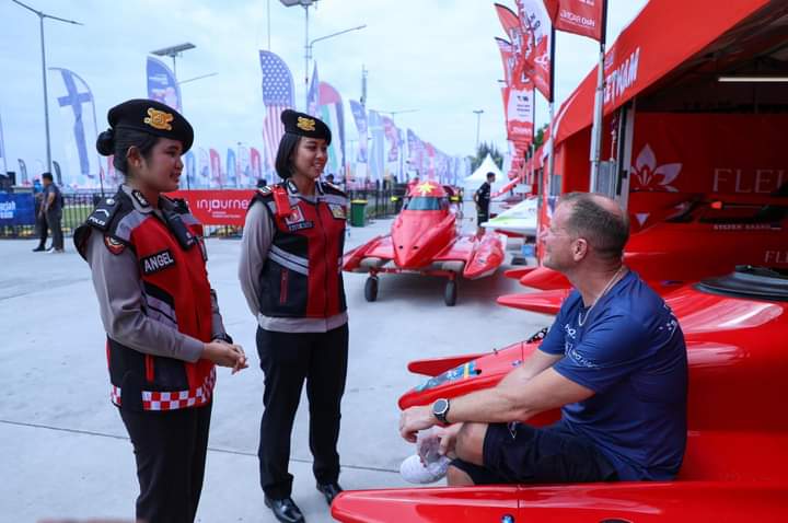Polda Sumut Terjunkan Polisi Mahir Bahasa Inggris Layani Wisatawan F1 Powerboat
