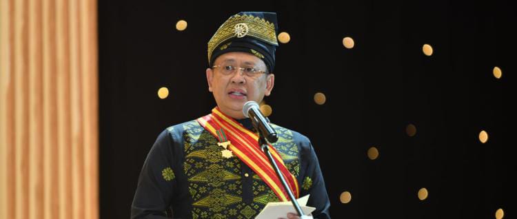 Ketua MPR RI Bamsoet dan Putra Sulung Megawati Soekarno Putri, Mohammad Rizki Pratama (Tatam) Mendapat Gelar Dato' Sri Utama dari Sultan Kotapinang XIV