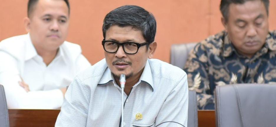 Buka Data Distribusi Beras ke Publik Secara Transparan