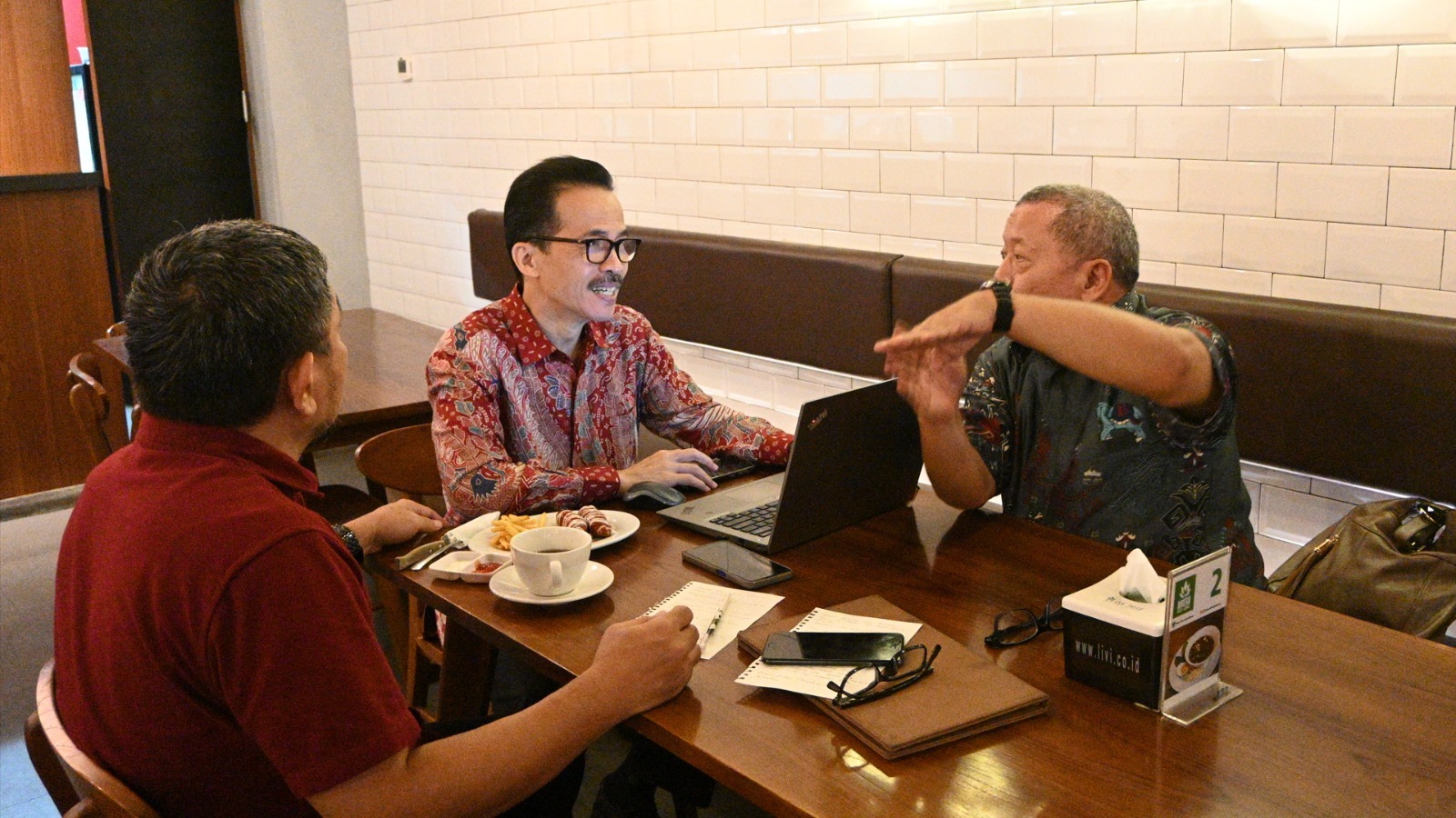 Blusukan Online Era Society 5.0 Sudah Digunakan Onno Sejak 2014