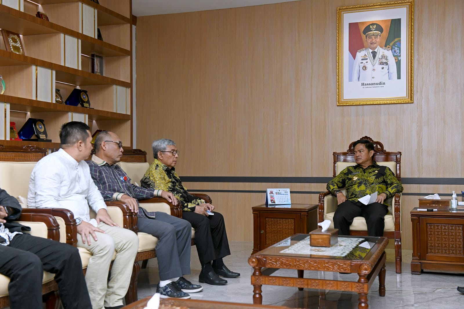 Terima Laporan KI Sumut Pj Gubsu Tetap Dukung Keterbukaan Informasi Publik