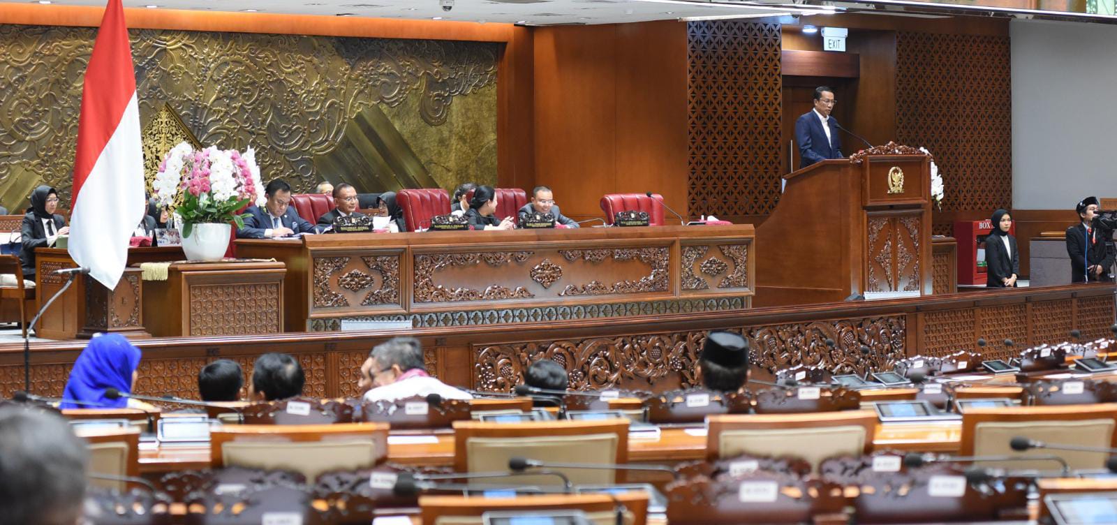 Rapat Paripurna DPR RI Sahkan UU Daerah Khusus Jakarta