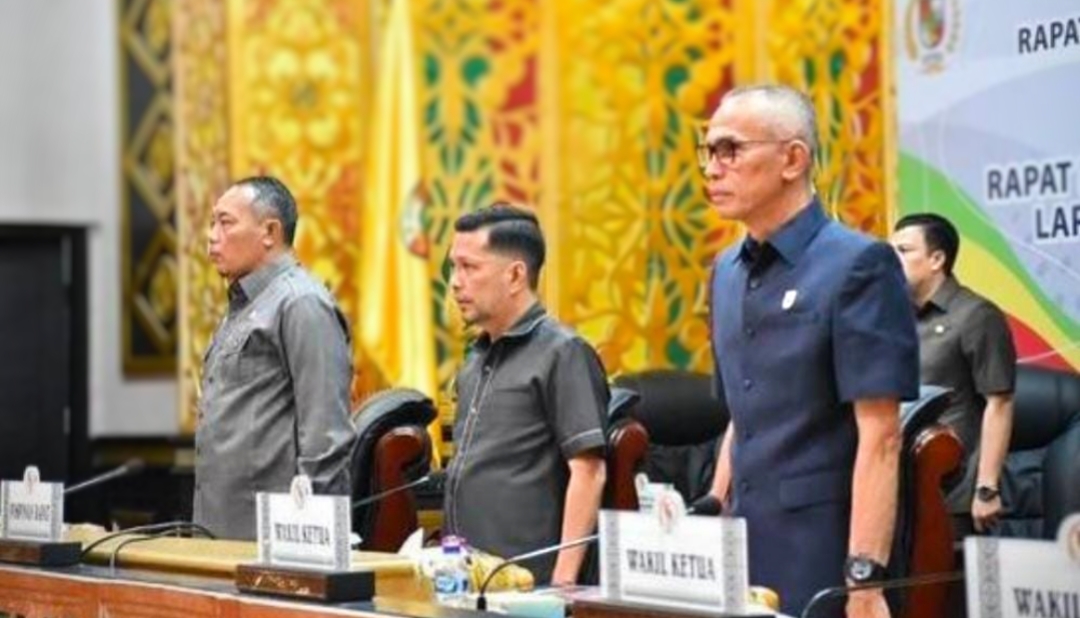 DPRD Gelar Paripurna Pandangan Umum Fraksi Terhadap LKPJ Pemko Pekanbaru Tahun 2023