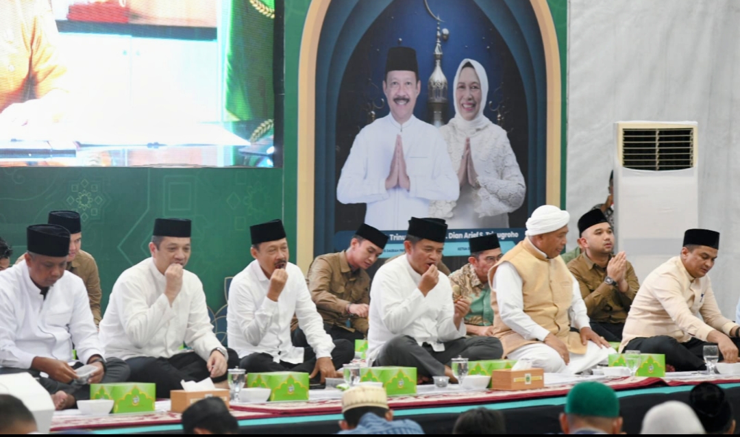 Pj Gubernur Sumut Buka Puasa Bersama Kaum Duafa dan ART