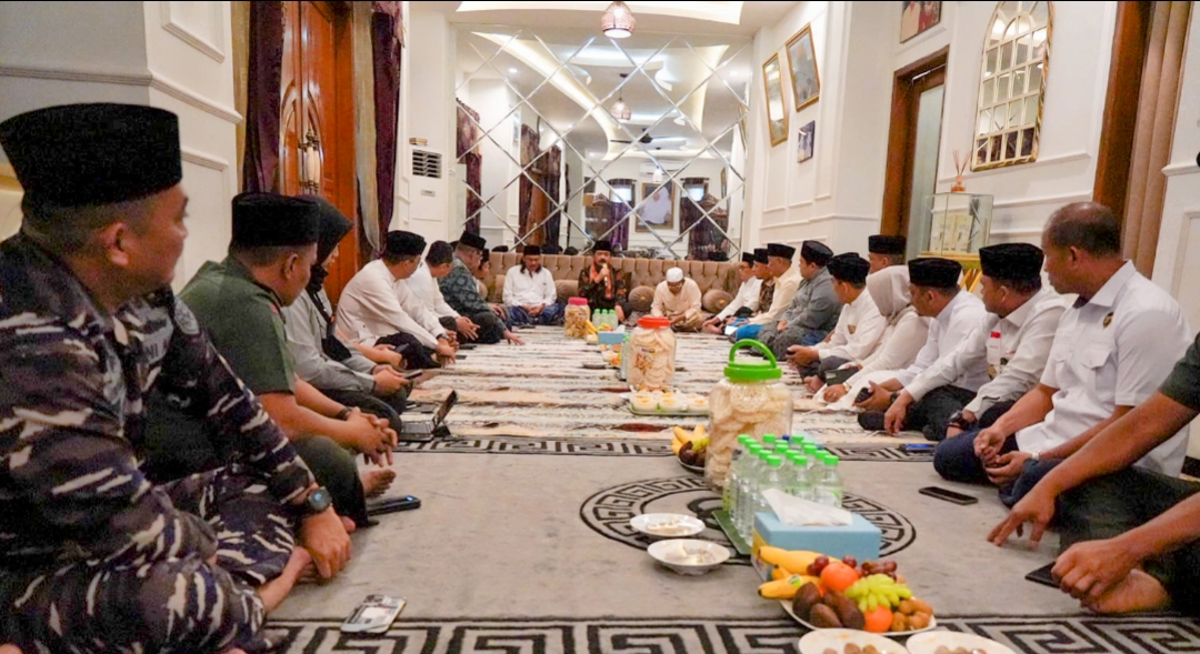 Silaturahmi di Ponpes Syaichona M. Kholil, Menko Polhukam Sampaikan Situasi Indonesia