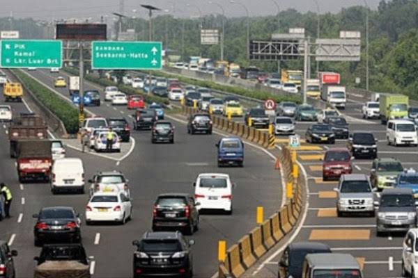Kembali Normal Pasca Banjir, Tol Arah Bandara Soetta Sudah Bisa Diakses