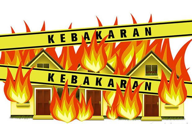 Sebuah Rumah di Pasar Rebo Terbakar
