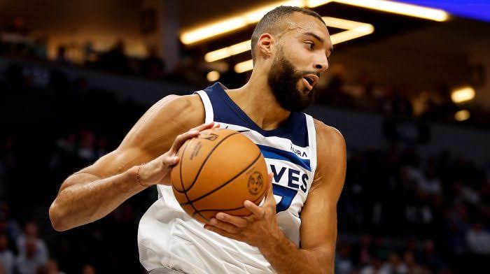 Pemain Center Minnesota Timberwolves Rudy Gobert Dijatuhi Sanksi Rp1,55 M
