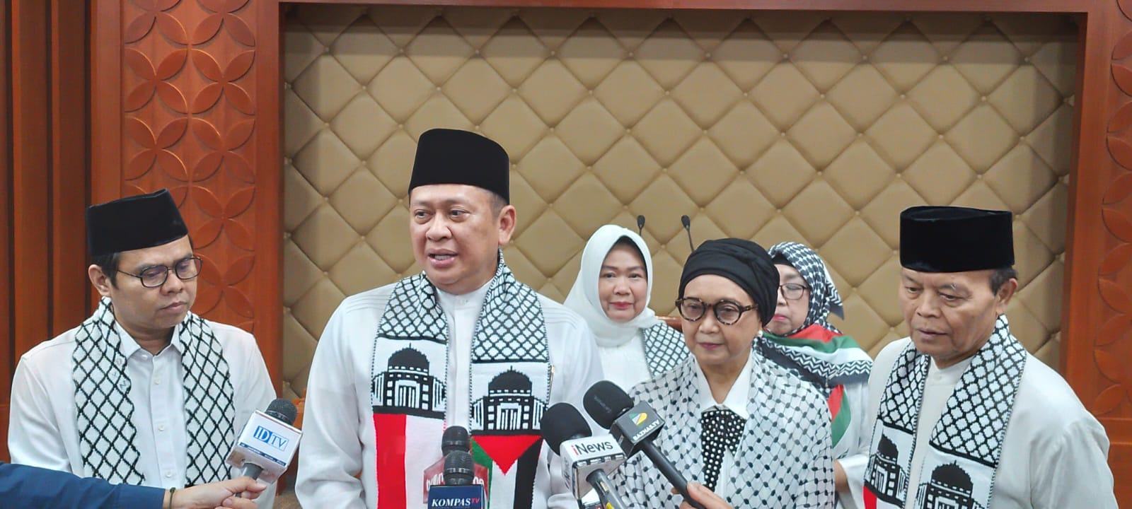 Diakui Menlu RI Beratnya Komitmen Mendukung Kemerdekaan Palestina