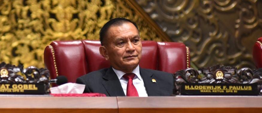 Lodewijk Minta TNI Evaluasi Sistem Pergudangan Amunisi