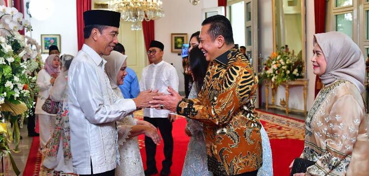 Hadiri Open House Presiden Jokowi di Istana Negara, Ketua MPR RI Bamsoet Ajak Jadikan Momen Idul Fitri Perekat Silaturahmi Kebangsaan