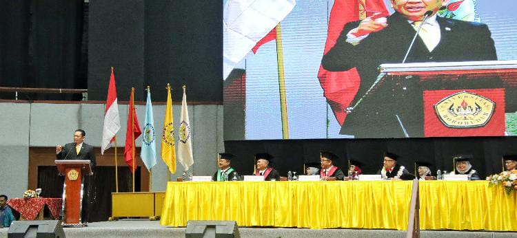 Berikan Orasi Ilmiah di Wisuda Universitas Borobudur, Ketua MPR RI Bamsoet Ajak Seluruh Elemen Bangsa Hormati Putusan MK Atas Perselisihan Hasil Pemilihan Umum
