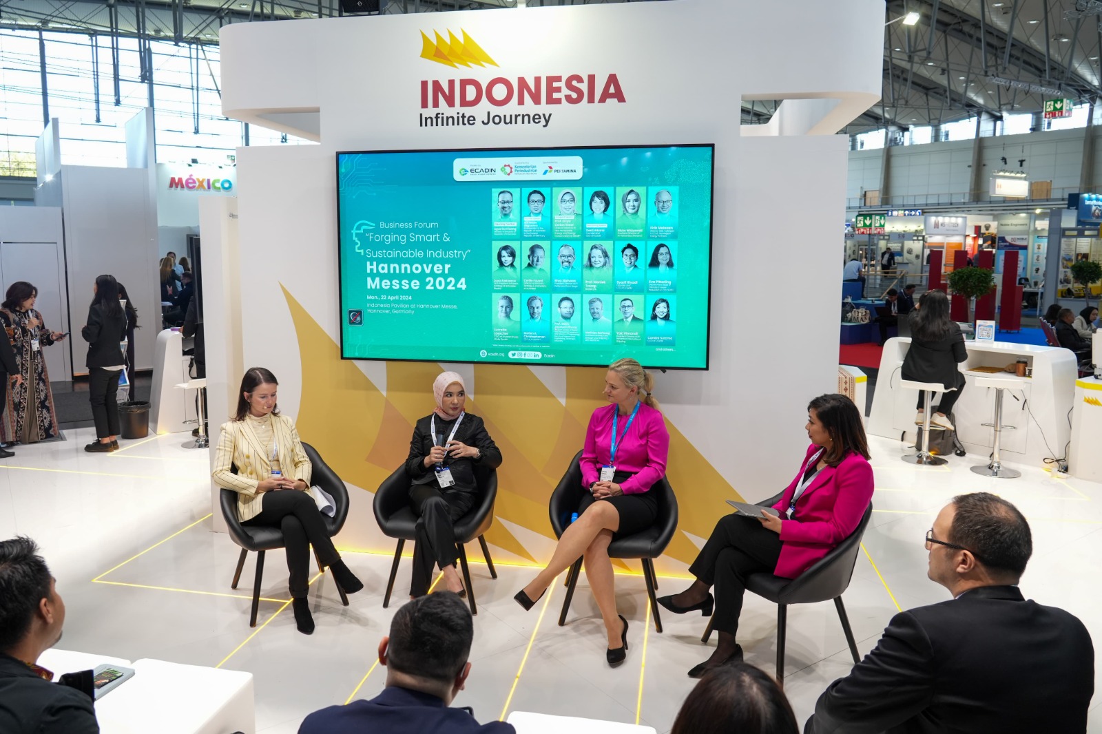 Dirut Pertamina Tegaskan Target 25% Pemimpin Perempuan di Hannover Messe 2024