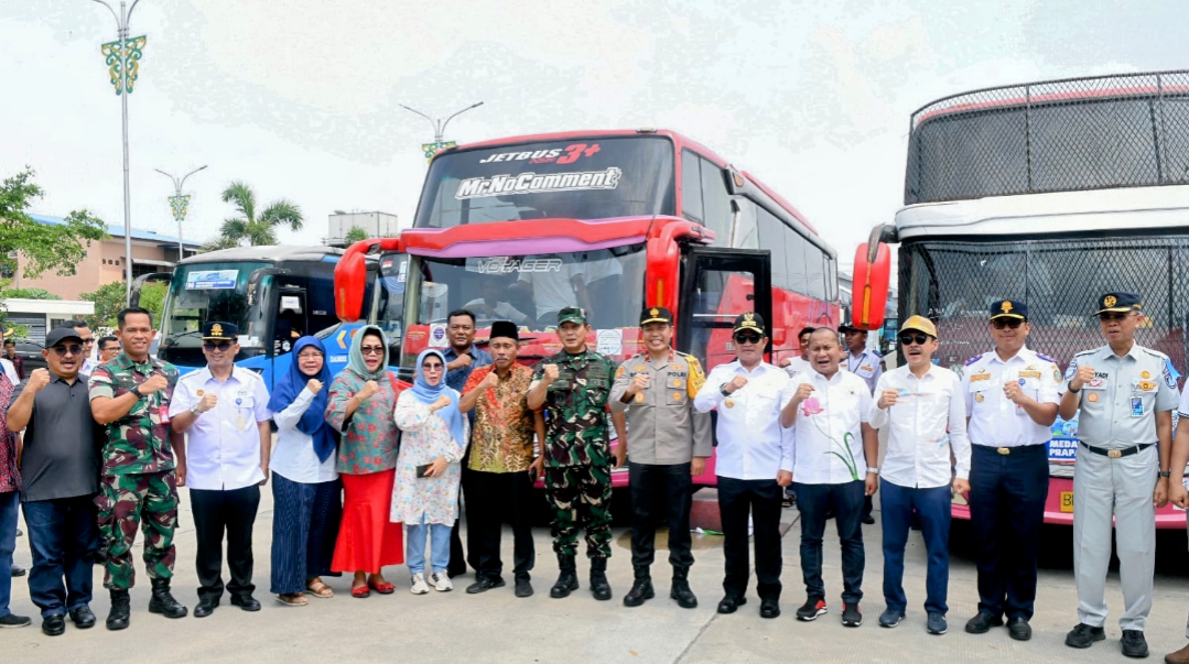 Mudik Gratis, Pj Gubernur Sumatera Utara Hassanudin Lepas 66 Bus 'Angkut 2.500 Pemudik'