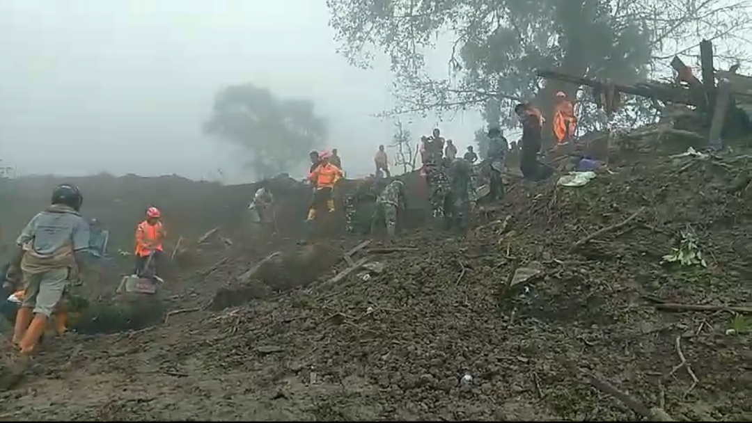Terkini Longsor Tana Toraja, Tim Gabungan Berhasil Temukan 20 Korban