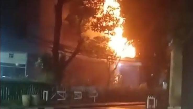IPW Dorong Kapolda Selidiki Penyebab Kebakaran di Gedung YLBHI