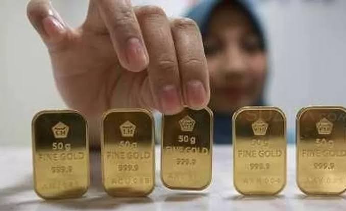 Jelang Hari Raya Idul Fitri Harga Emas Antam Meroket 'Tembus Rp1.306.000 Per Gram'