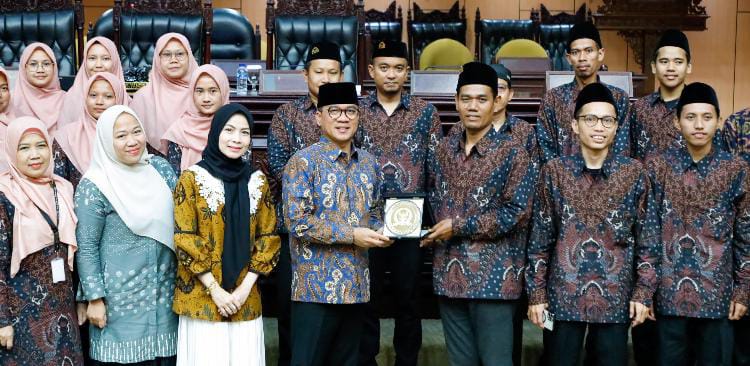 Yandri Susanto : Indonesia Butuh Generasi Penerus Yang Handal