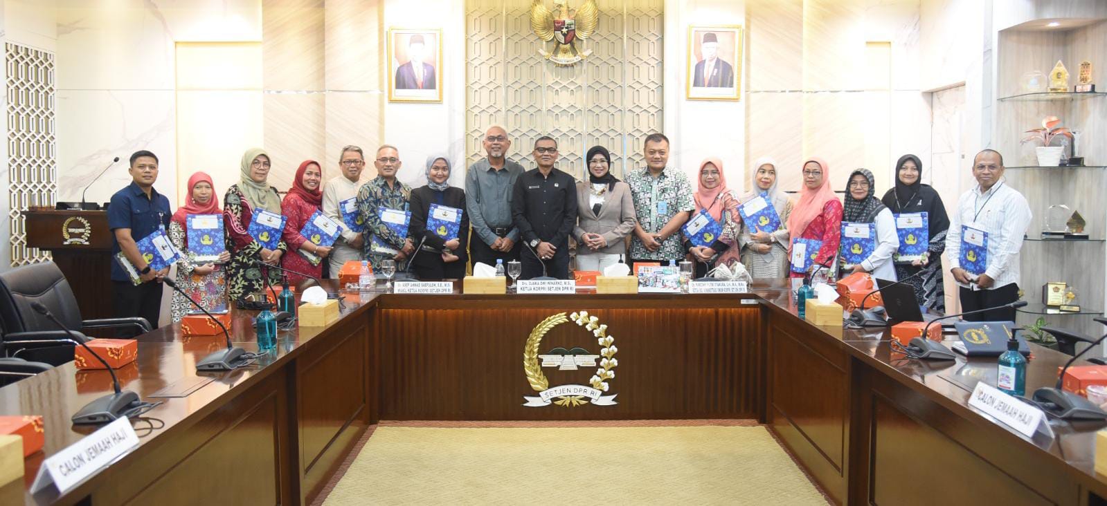 Korpri DPR RI Lepas Enam Belas Pegawai Tunaikan Ibadah Haji 1445 H