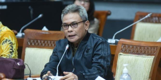 Segera Sampaikan Informasi Resmi Dugaan Jampidsus Dibuntuti Densus 88