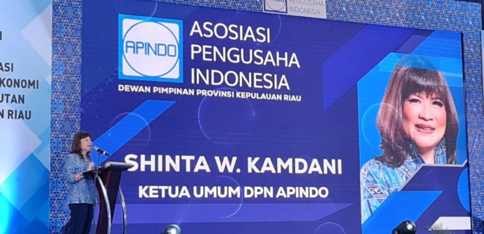 Ketum APINDO Kukuhkan Pengurus DPP Kepri Periode 2024-2029
