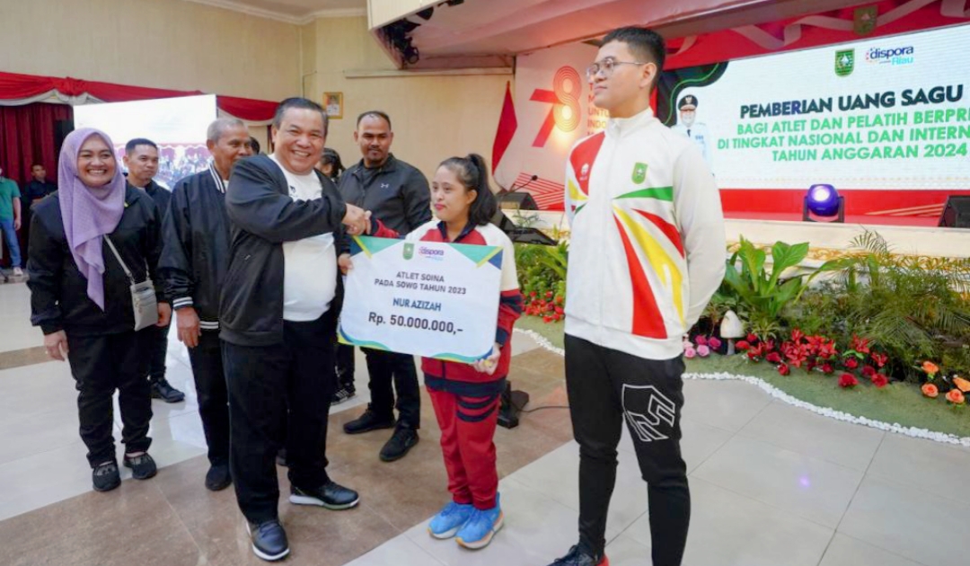 Atlet Riau Ucapkan Terima Kasih kepada Pj Gubri atas Pemberian Uang Sagu Hati