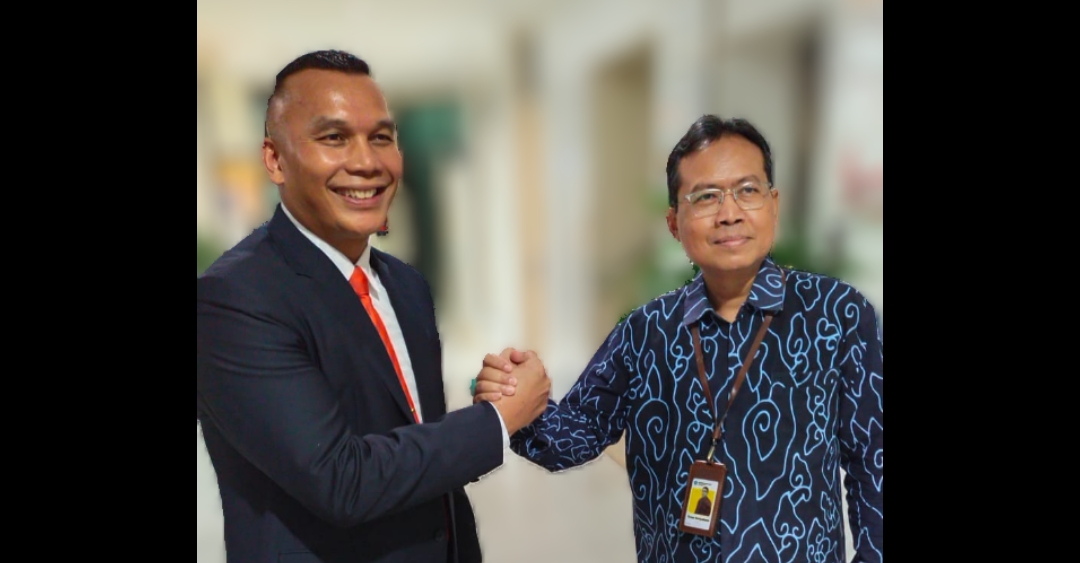 Kepala KPP Pratama Pekanbaru Senapelan Sambut Hangat Kunjungan Dr. Martin Purba