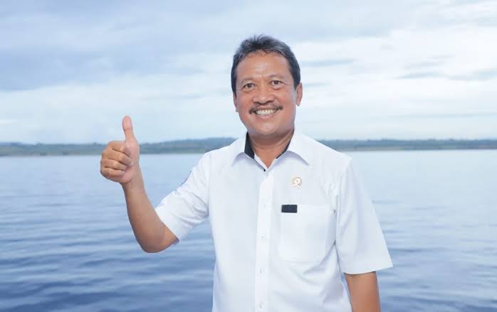 KKP Distribusikan Bantuan Korban Bencana Gunung Ruang