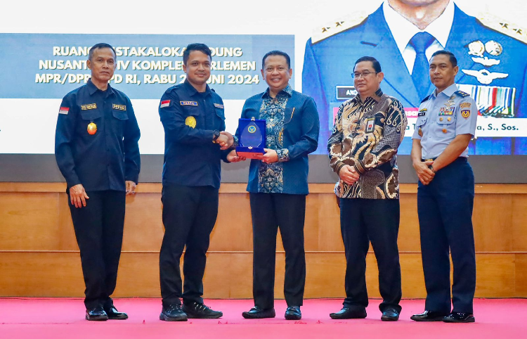 Sosialisasi Empat Pilar MPR RI bersama Persatuan Putra-Putri Angkatan Udara (PPPAU),Bamsoet Ajak Perkuat Nilai-Nilai Kebangsaan