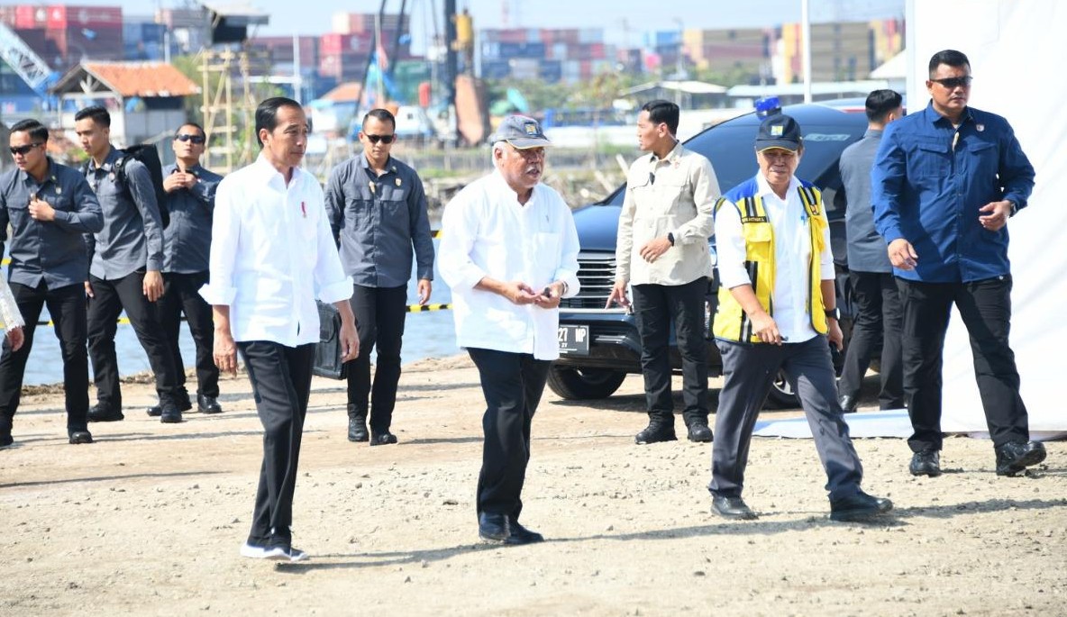 Progres Capai 85%, Presiden Jokowi Tinjau Pengendalian Banjir Rob dan Kampung Nelayan di Semarang