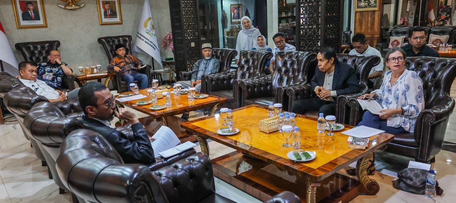 Terkait Pernyataan tentang Perlindungan Orang Tobelo Dalam, Direktur International Survival Asia Temui Ketua DPD RI