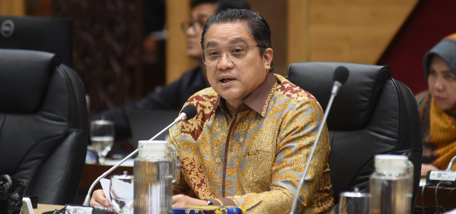 Resmi Dibatalkan, Komisi X Akui Masih Banyak UKT Yang Mahal