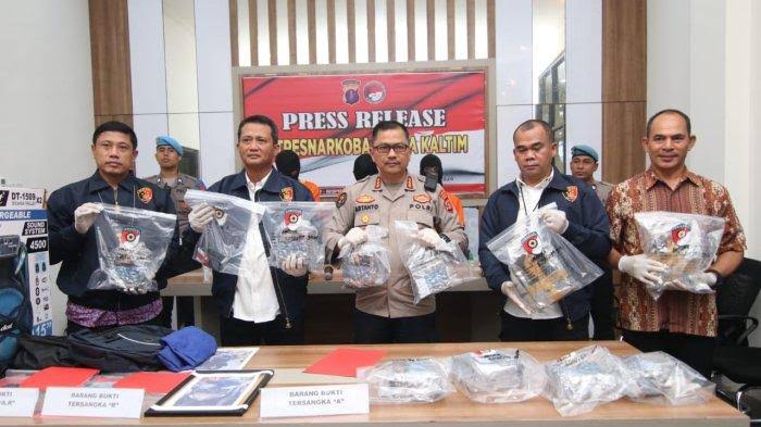 Polda Kaltim Musnahkan 10 Kg Sabu