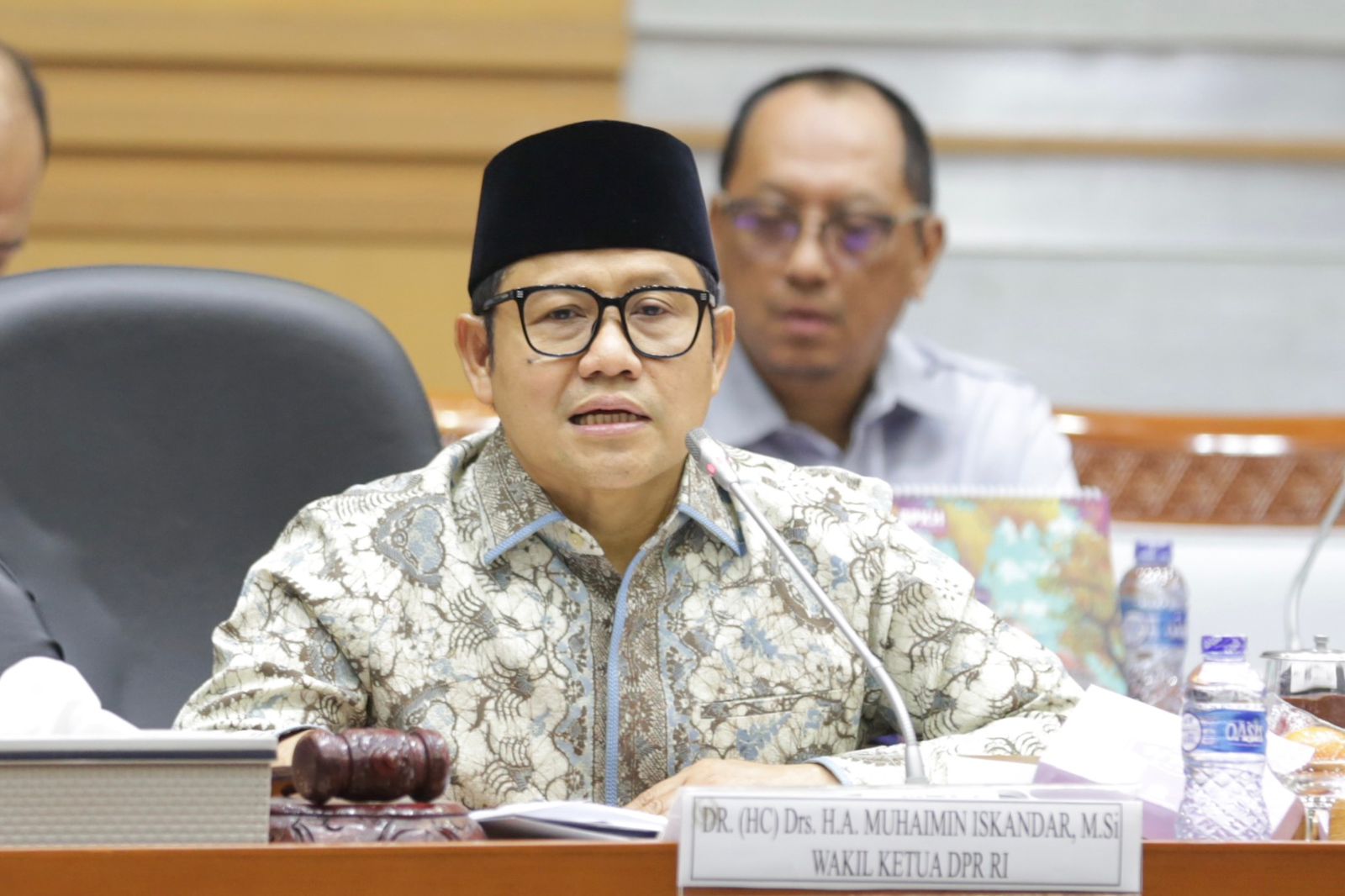 Respon Penyetaraan Harga Alkes dan Obat, Gus Muhaimin: Harusnya Gratis!
