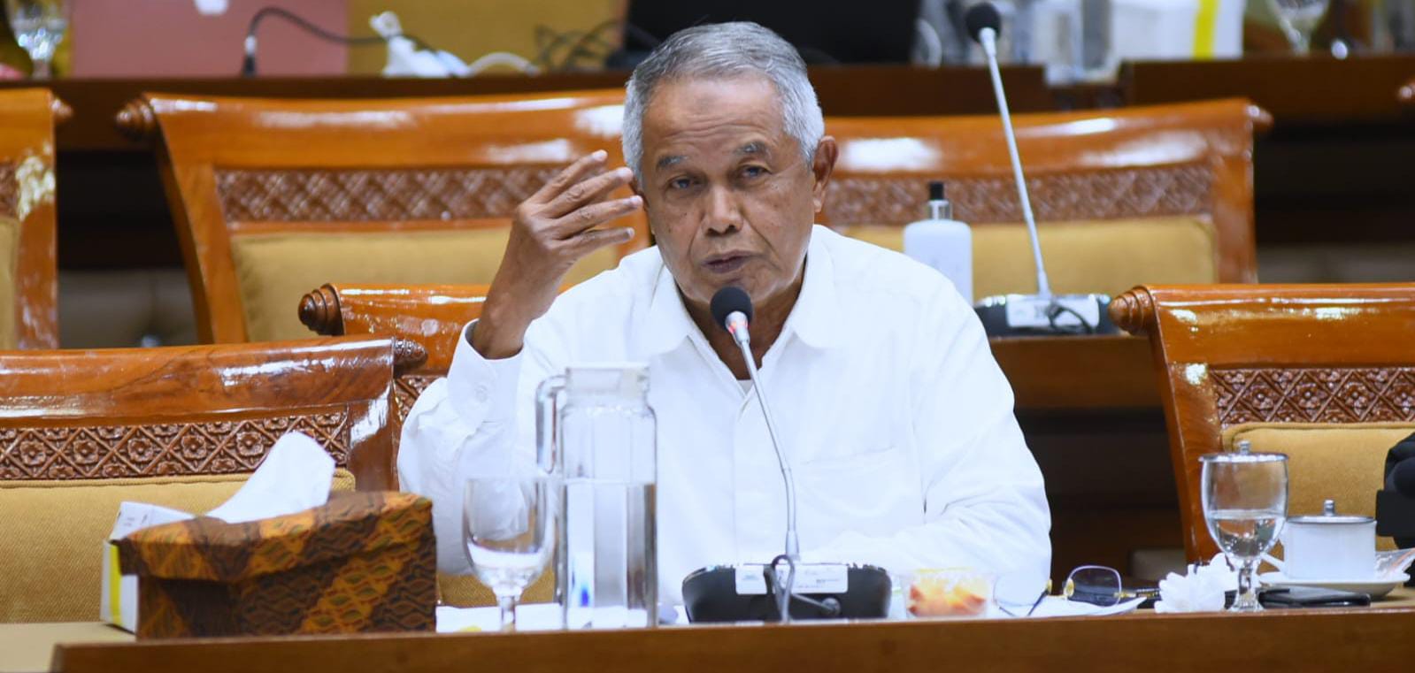 Johar Arifin Tegaskan: Jika UKT Harus Naik, Jangan Bebankan ke Mahasiswa