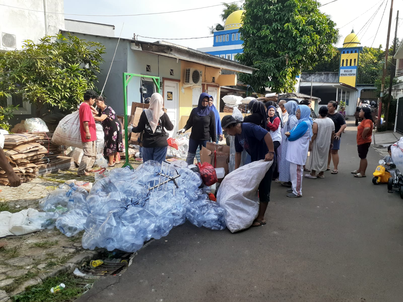 Sambut HUT RI ke-79, Kota Tangsel Semarakkan Pentingnya Bank Sampah