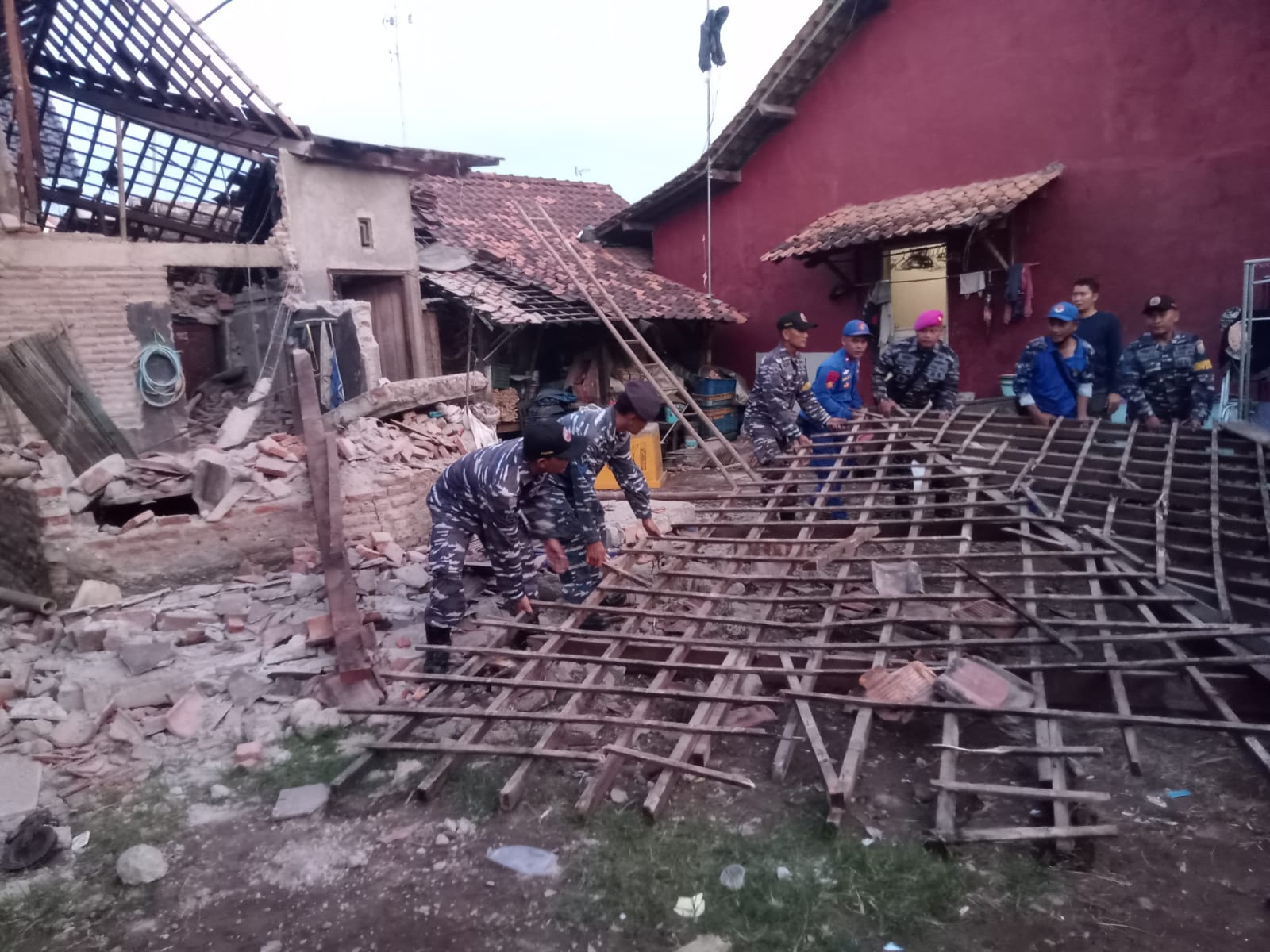 49 Rusak Berat Akibat Gempabumi M4.4 di Kabupaten Batang