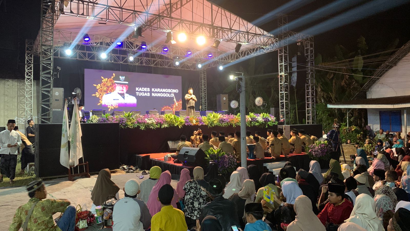 Meriah, Pemerintah Desa Karangsono Sukses Gelar Pengajian Akbar Gus Kautsar