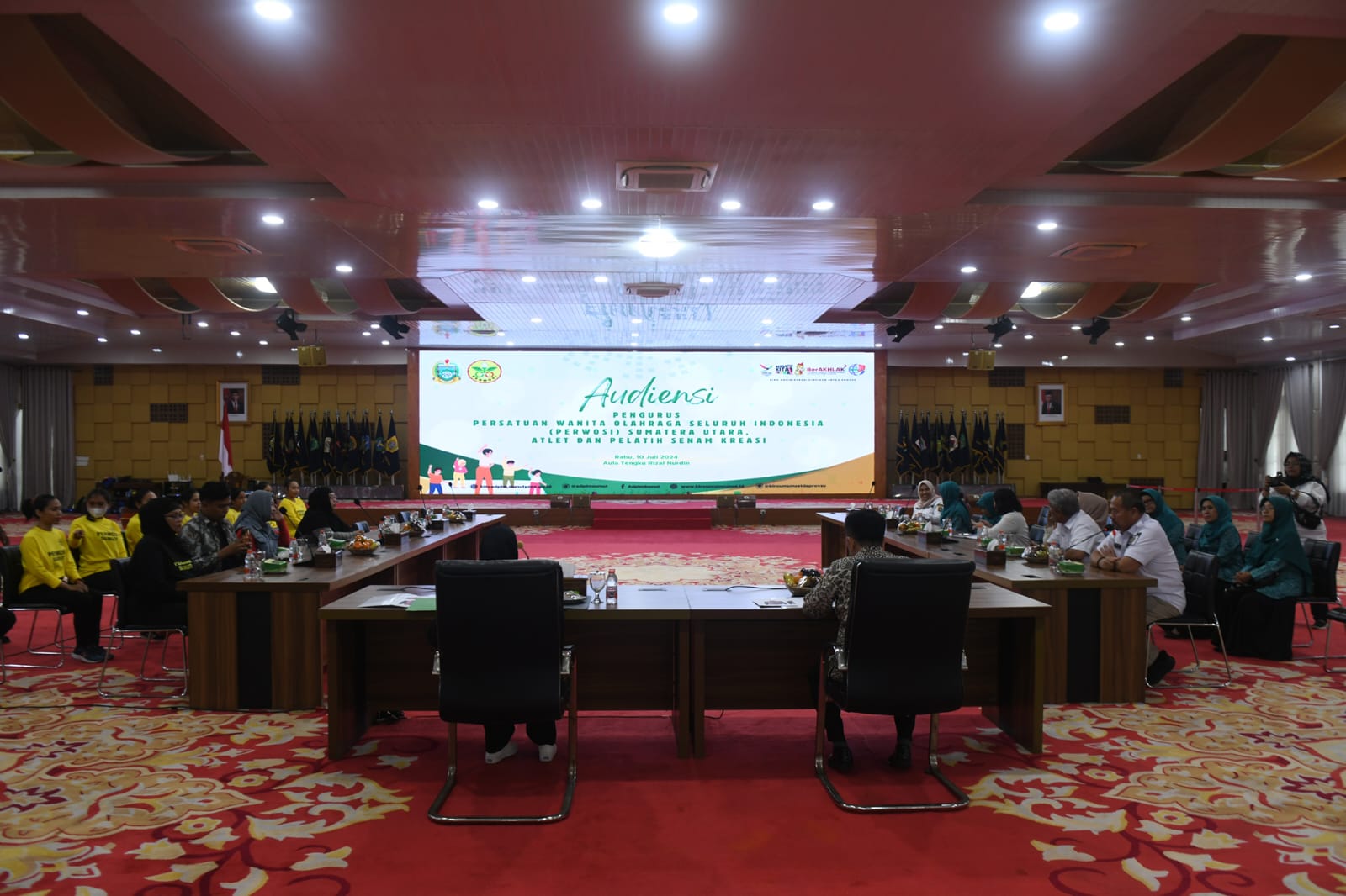 Pj Gubernur Agus Fatoni Beri Semangat Atlet Senam Kreasi Sumut, Berlaga di Kejurnas