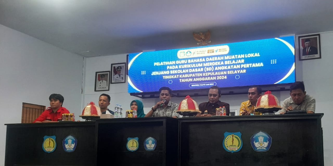 Ratusan Guru SD dan SMP di Kabupaten Kepulauan Selayar Ikut Pelatihan Bahasa Daerah